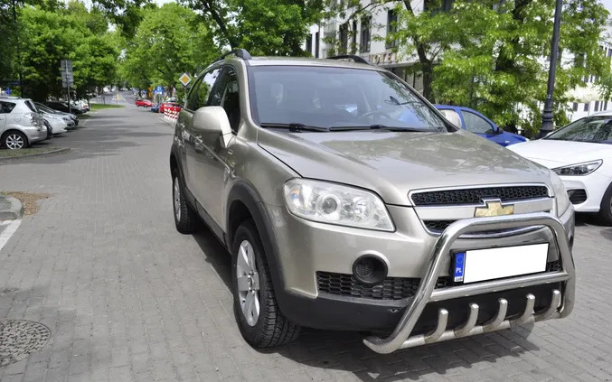 lubelskie Chevrolet Captiva cena 21900 przebieg: 100000, rok produkcji 2008 z Wołów